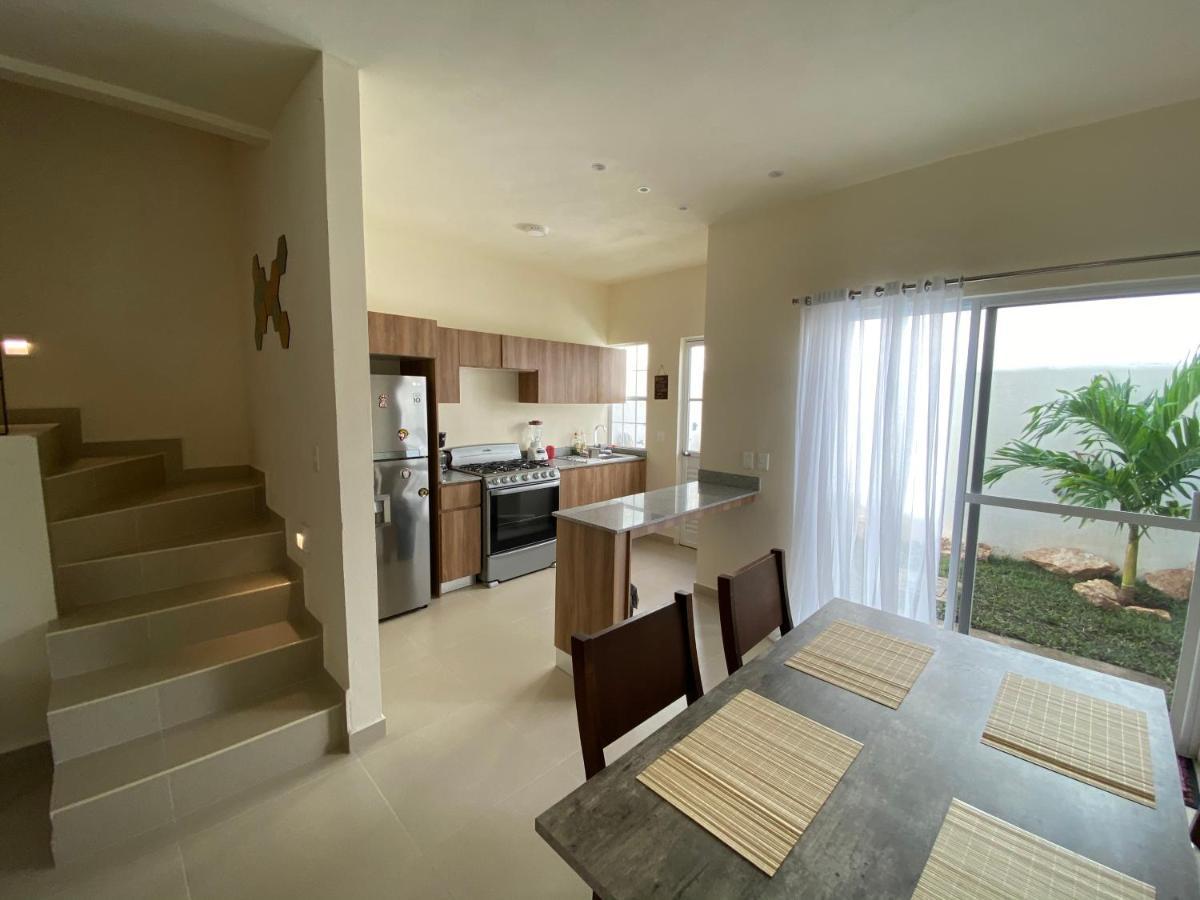 Cozy Family Vacation Home Near The Beach! Playa del Carmen Esterno foto