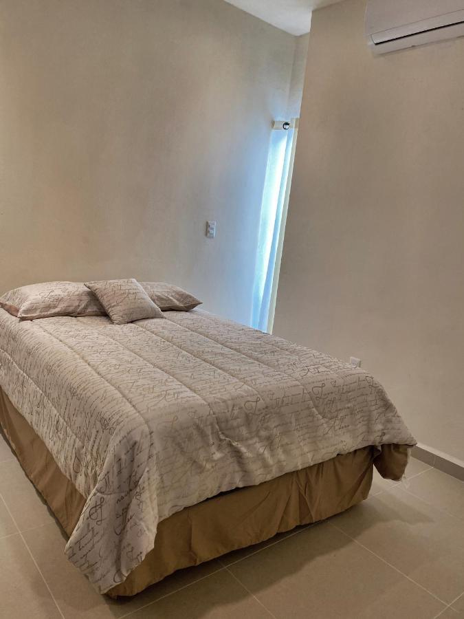 Cozy Family Vacation Home Near The Beach! Playa del Carmen Esterno foto