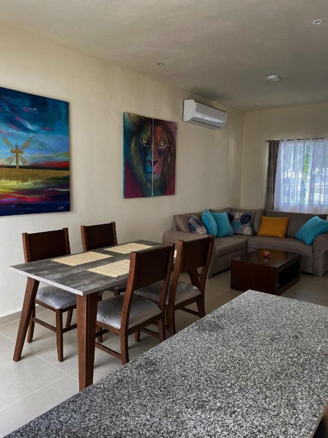 Cozy Family Vacation Home Near The Beach! Playa del Carmen Esterno foto